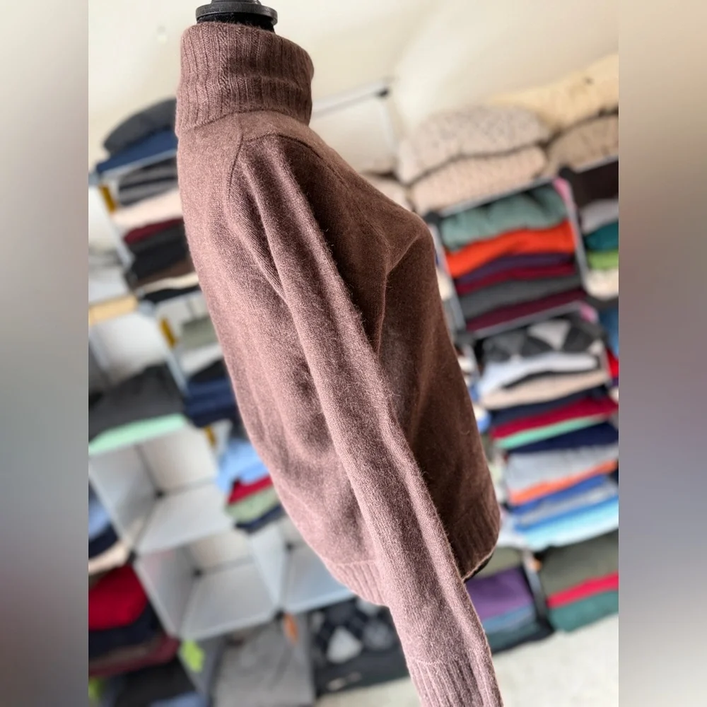 Kirkland Cashmere Chocolate Brown Turtleneck Sweater, S. Thick and Cozy_5